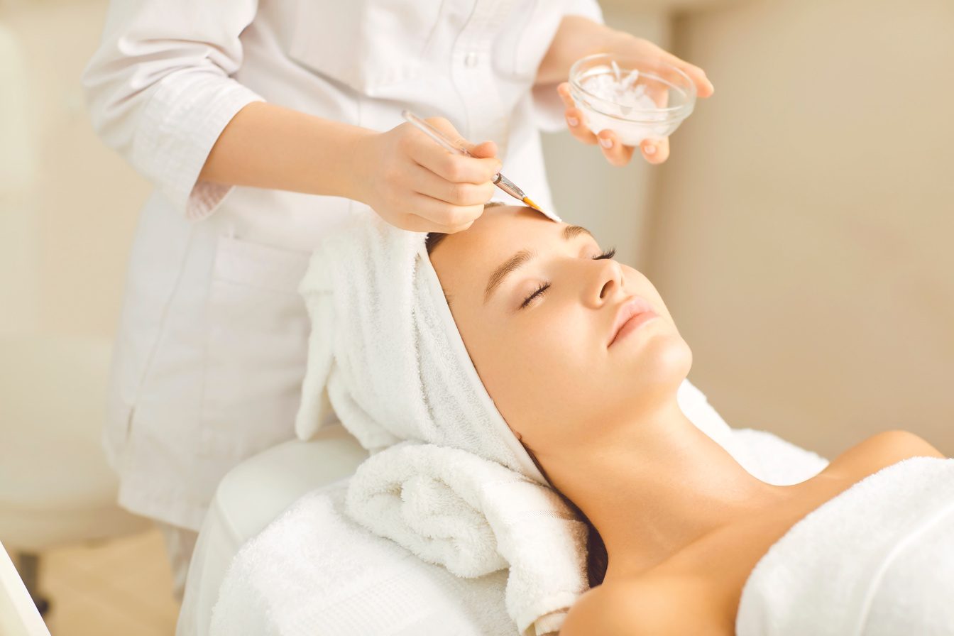 Tratamiento piel de porcelana con peeling